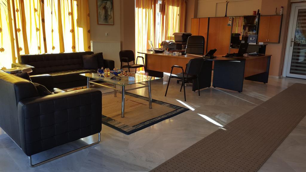 Stella Family Apartments Sindos Экстерьер фото